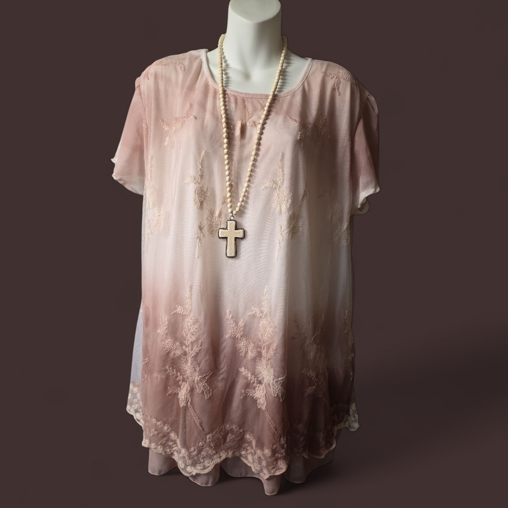 Simply Couture Blouse in Pink and Cream Ombre SZ 1XL